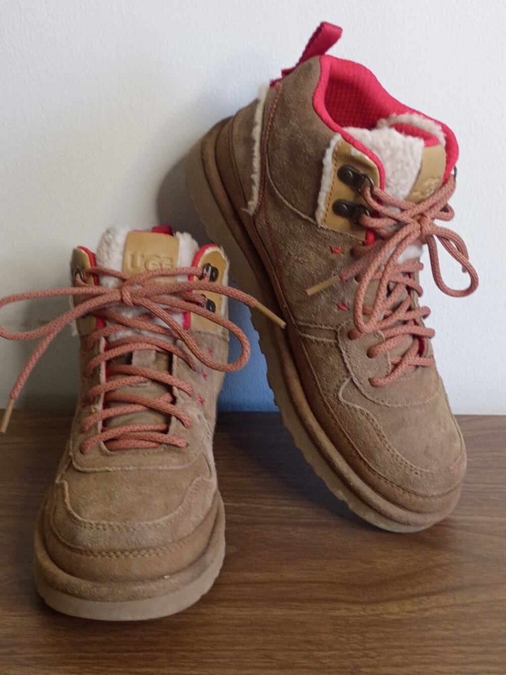 UGG Highland Hi Heritage Women 8US/39EU Chestnut Suede Sneaker/Bootie 1123714